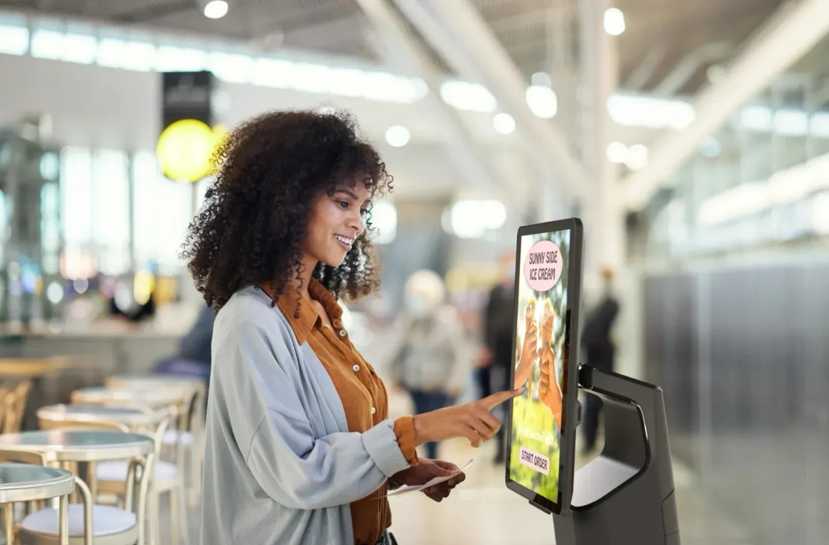 retail photography application kiosk system self service order 8cabb98b14.webp